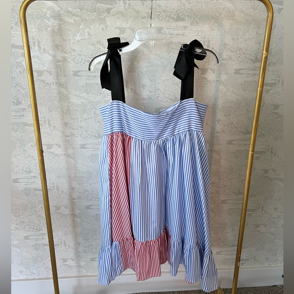 Bow strap, striped dress.